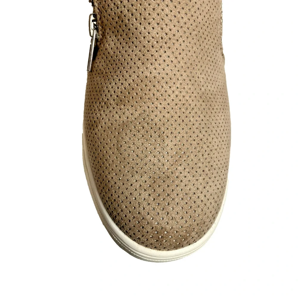 Cushionaire Sneakers Women